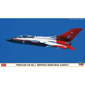 Hasegawa - 1/72 TORNADO GR MK 1 DEFENCE RESEARCH AGENCY 02456 (1/24) *