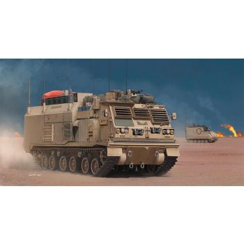 Trumpeter - 1/35 M4 Command And Control Vehicle (C2v) - Trp01063