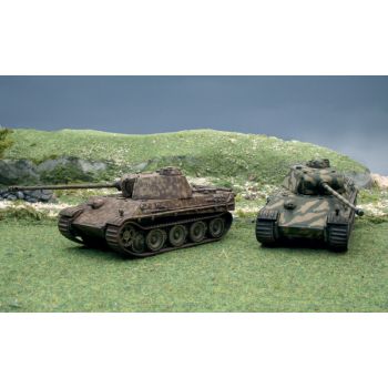 Italeri - Pz.kpfw.v Panther Ausf.g 1:72 (Ita7504s)
