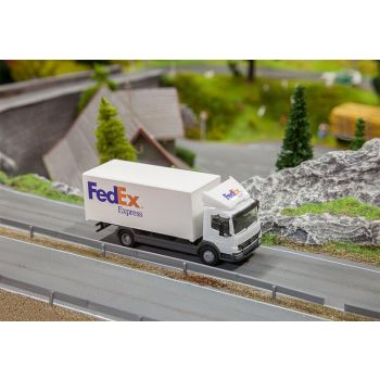 Faller - Vrachtwagen MB Atego 04 FedEx (HERPA)